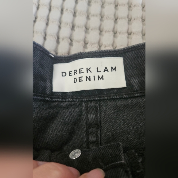 10 DEREK LAM Crosby Drew High-Rise Classic Cutoff Shorts In Washed Black.Size 24 - Picture 9 of 13